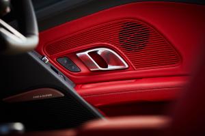 Audi R8 V10 RWD Coupe 2020 года  (AU)